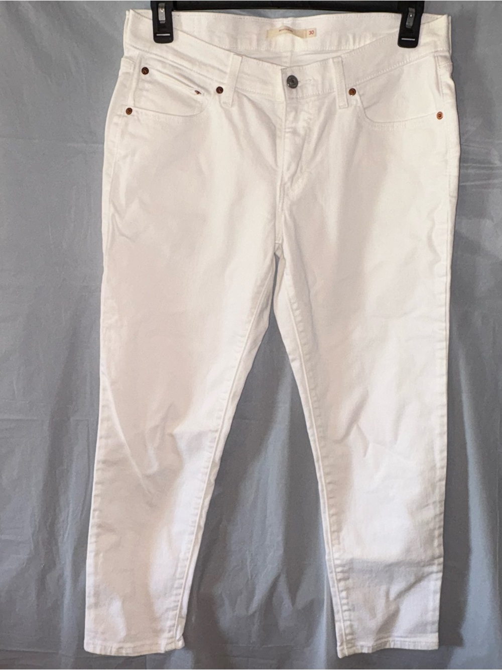 Levis White Jeans Womens W30 L27 Tapered Boyfriend Fit Cotton Going Out Basic